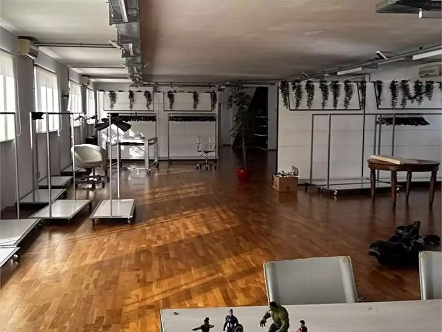 Immagine 9 di Capannone industriale in vendita  in Pietro Nenni a Pescara