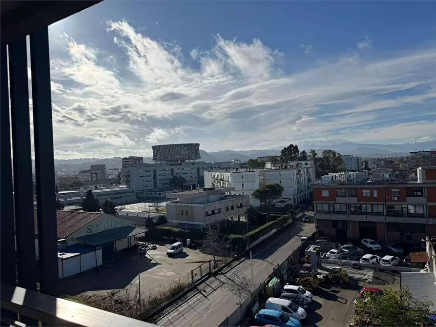 Immagine 1 di Attico in vendita  a Pescara