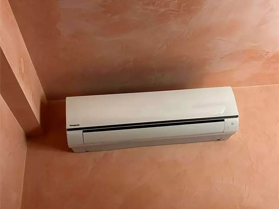 Immagine 4 di Negozio in affitto  a Pescara