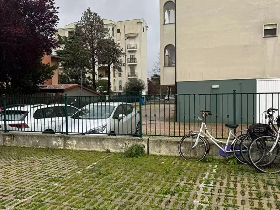 Immagine 13 di Trilocale in vendita  in Giovanni Spadolini 5 a Pescara