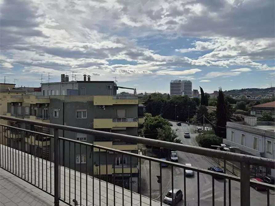 Immagine 3 di Attico in vendita  in Luigi Pierangeli 8 a Pescara