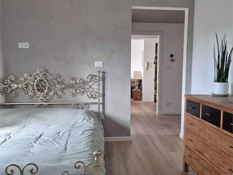 Immagine 15 di Attico in vendita  in Luigi Pierangeli 8 a Pescara
