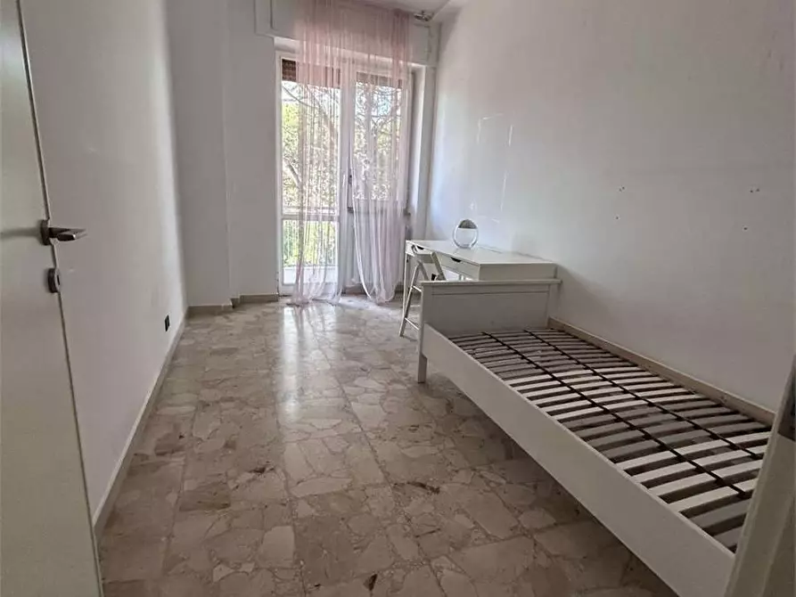Immagine 10 di Quadrilocale in vendita  in Leopoldo Muzii 85 a Pescara