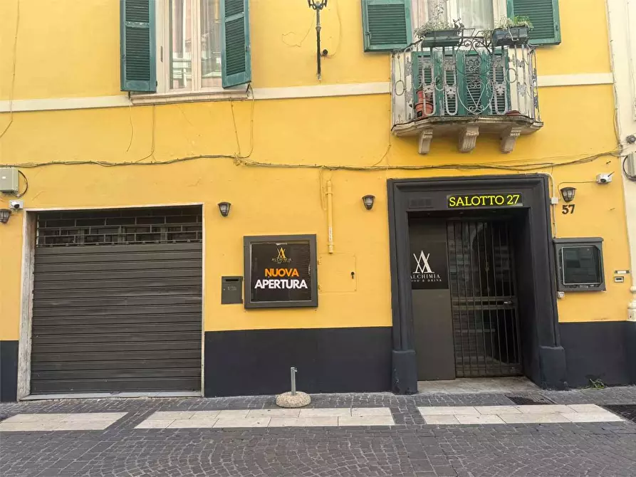 Immagine 10 di Negozio in vendita  in corso manthonè a Pescara