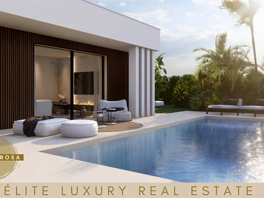 Immagine 1 di Villa in vendita  in Via Sant'Annibale Maria di Francia a Trani