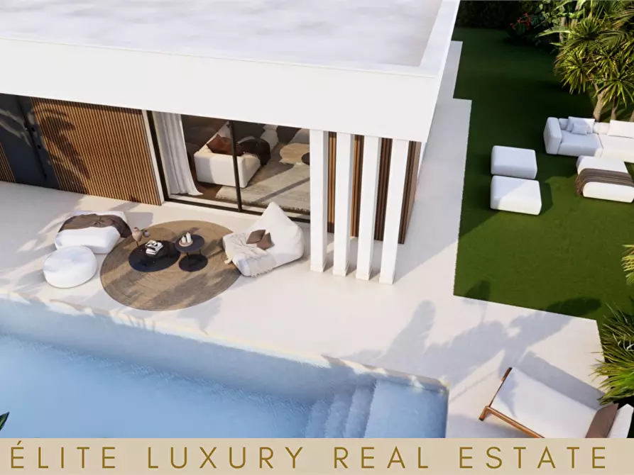 Immagine 10 di Villa in vendita  in Via Sant'Annibale Maria di Francia a Trani