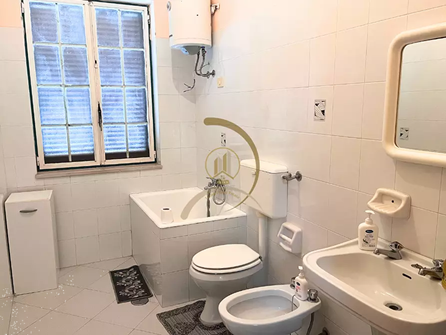 Immagine 9 di Villa in vendita  in Viale delle Rose  a Andria