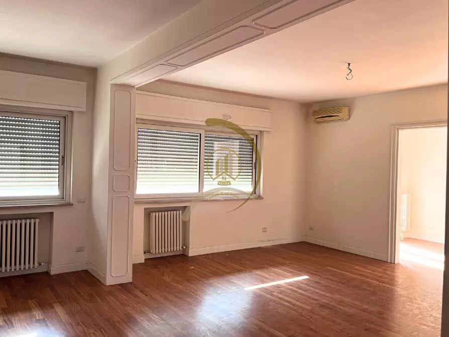 Immagine 9 di Appartamento in vendita  in Piazza Ruggero Settimo  24 a Andria