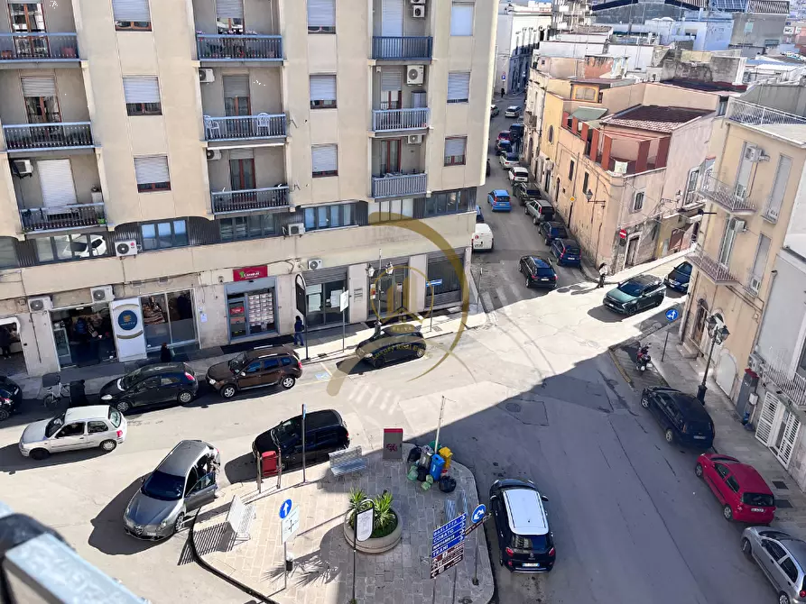 Immagine 12 di Appartamento in vendita  in Piazza Ruggero Settimo  24 a Andria