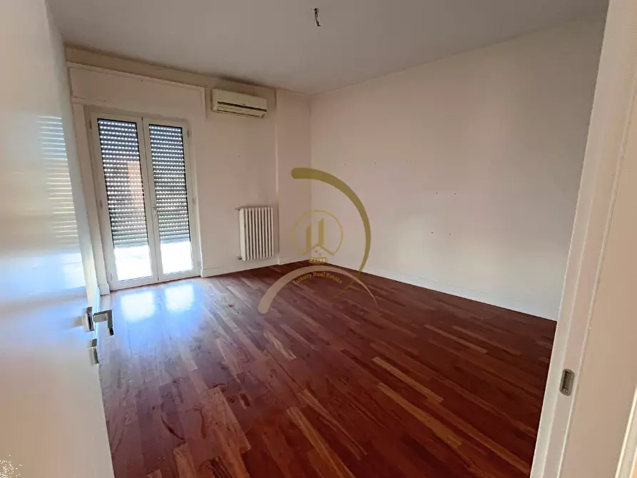 Immagine 16 di Appartamento in vendita  in Piazza Ruggero Settimo  24 a Andria