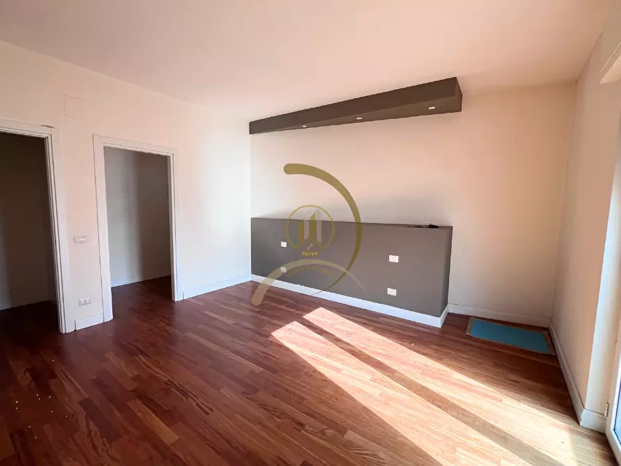 Immagine 15 di Appartamento in vendita  in Piazza Ruggero Settimo  24 a Andria