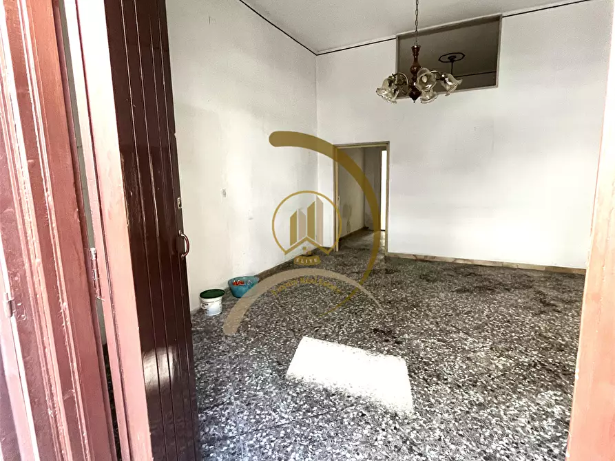 Immagine 2 di Appartamento in vendita  in Viale Alto Adige  26 a Andria