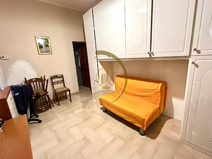 Immagine 11 di Stabile in vendita  in Via Mosca  38 a Andria