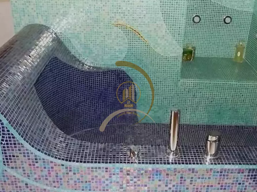 Immagine 11 di Villa in vendita  a Bisceglie