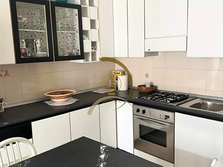 Immagine 4 di Appartamento in vendita  in Via Gioacchino Poli  a Andria