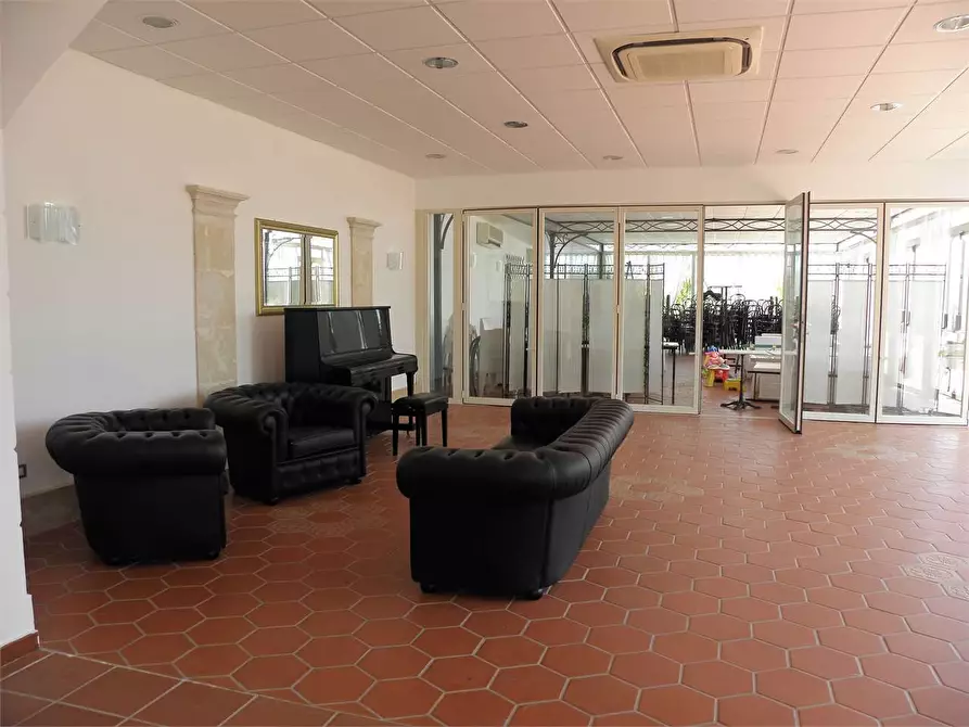 Immagine 14 di Villa in vendita  a Siracusa