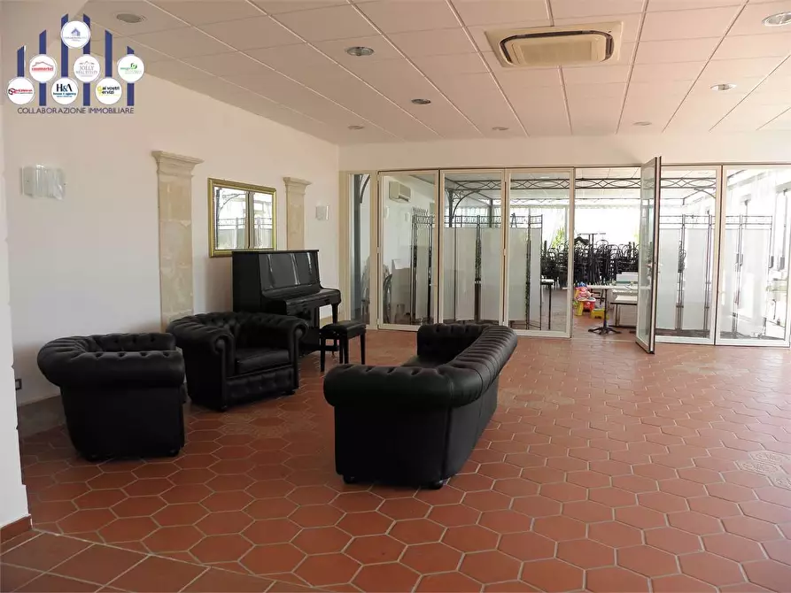 Immagine 14 di Villa in vendita  a Siracusa