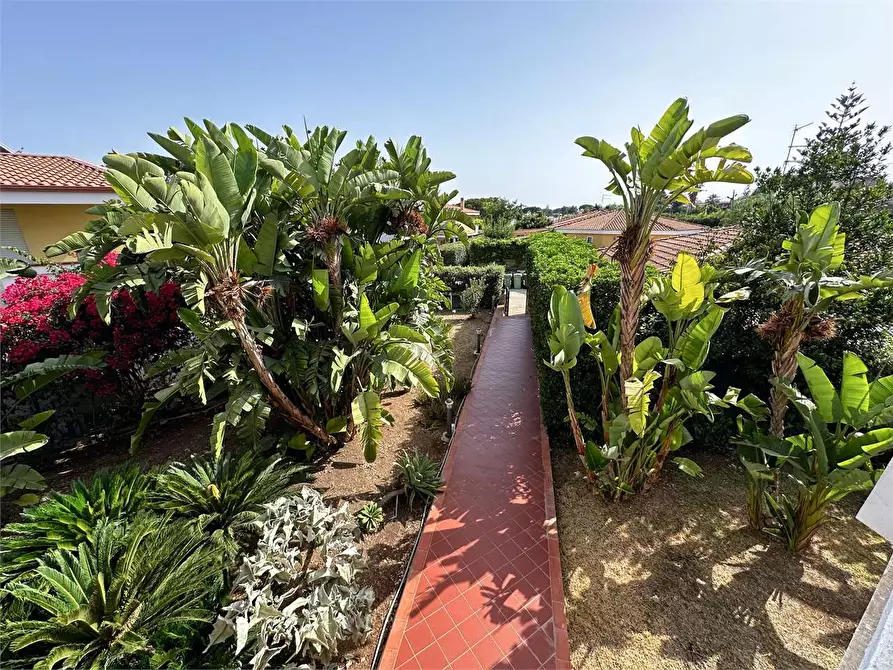 Immagine 16 di Villa in vendita  in Via Dei Lidi a Siracusa