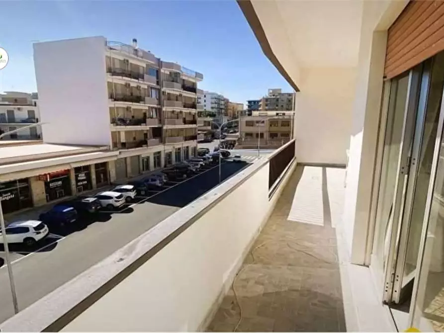 Immagine 14 di Appartamento in vendita  in Via Damone a Siracusa