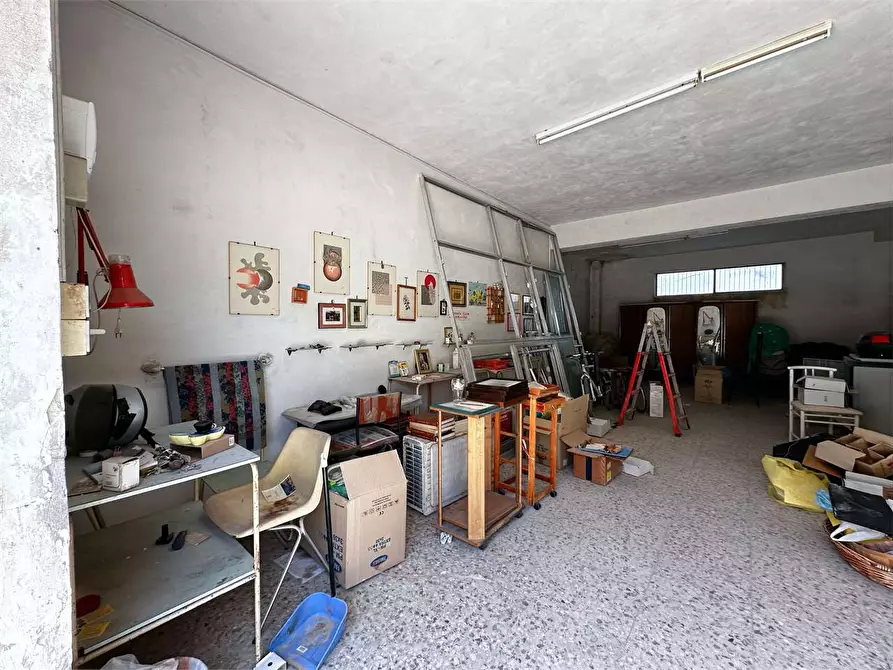 Immagine 2 di Garage in vendita  in via F.Juvara  a Siracusa