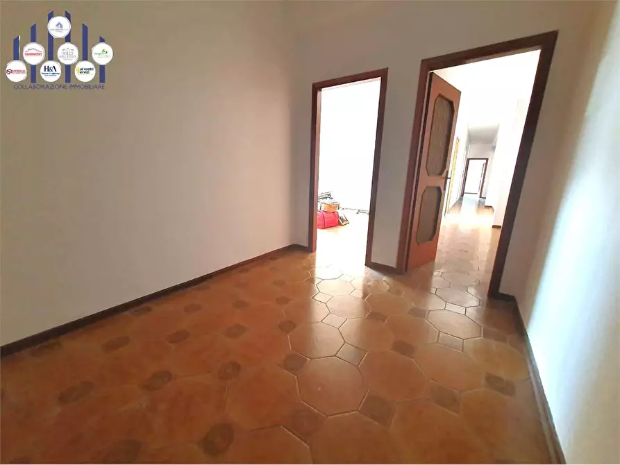 Immagine 4 di Appartamento in vendita  in Viale Santa Panagia a Siracusa