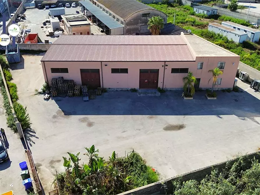 Immagine 2 di Capannone industriale in affitto  in Via Elorina a Siracusa