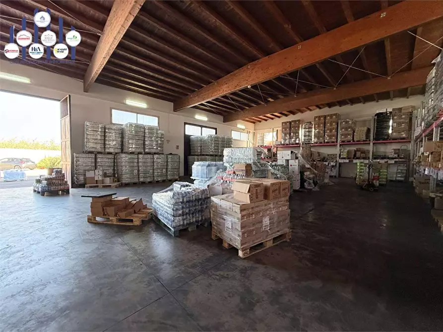 Immagine 7 di Capannone industriale in affitto  in Via Elorina a Siracusa