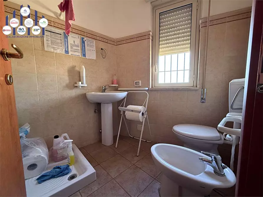 Immagine 10 di Capannone industriale in affitto  in Via Elorina a Siracusa