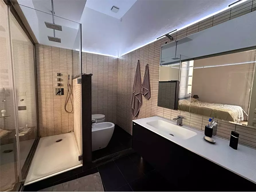 Immagine 4 di Appartamento in vendita  in via roma a Siracusa