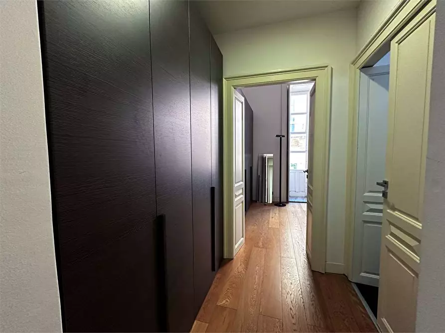 Immagine 8 di Appartamento in vendita  in via roma a Siracusa