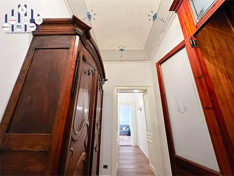 Immagine 11 di Appartamento in vendita  in via roma a Siracusa