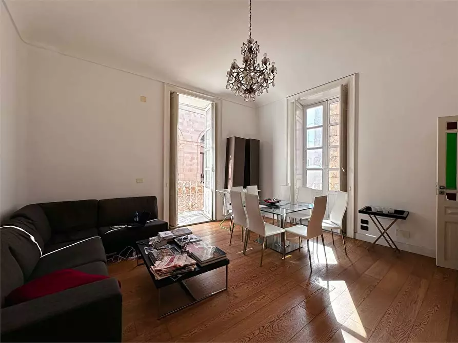 Immagine 1 di Appartamento in vendita  in via roma a Siracusa