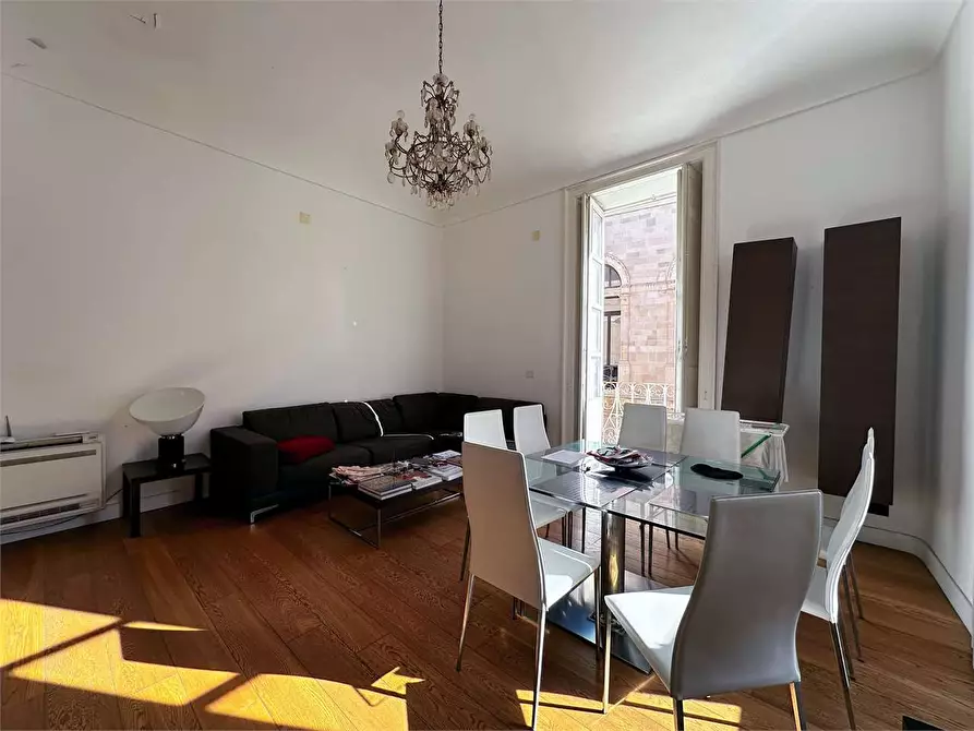 Immagine 13 di Appartamento in vendita  in via roma a Siracusa