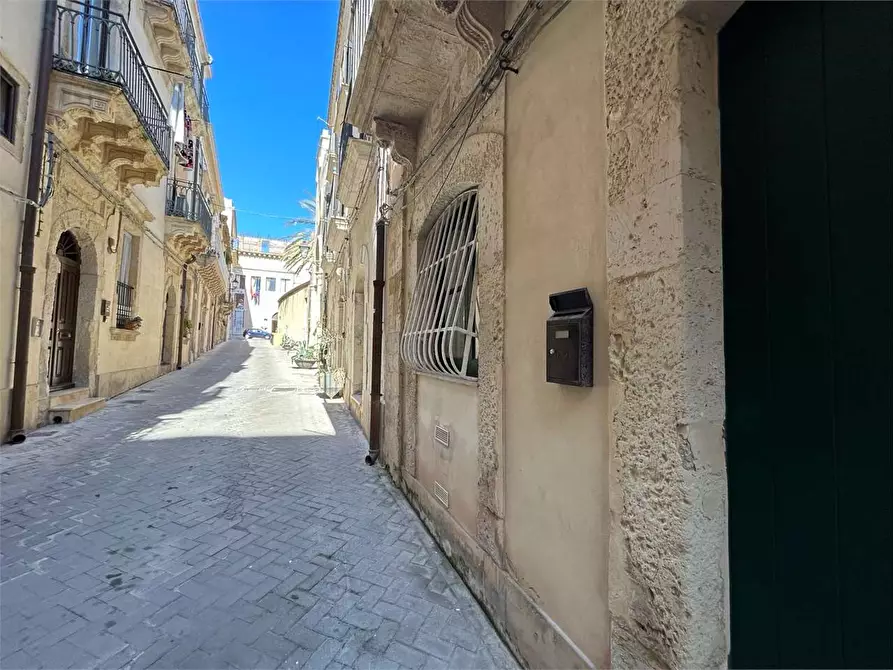 Immagine 12 di Appartamento in vendita  a Siracusa
