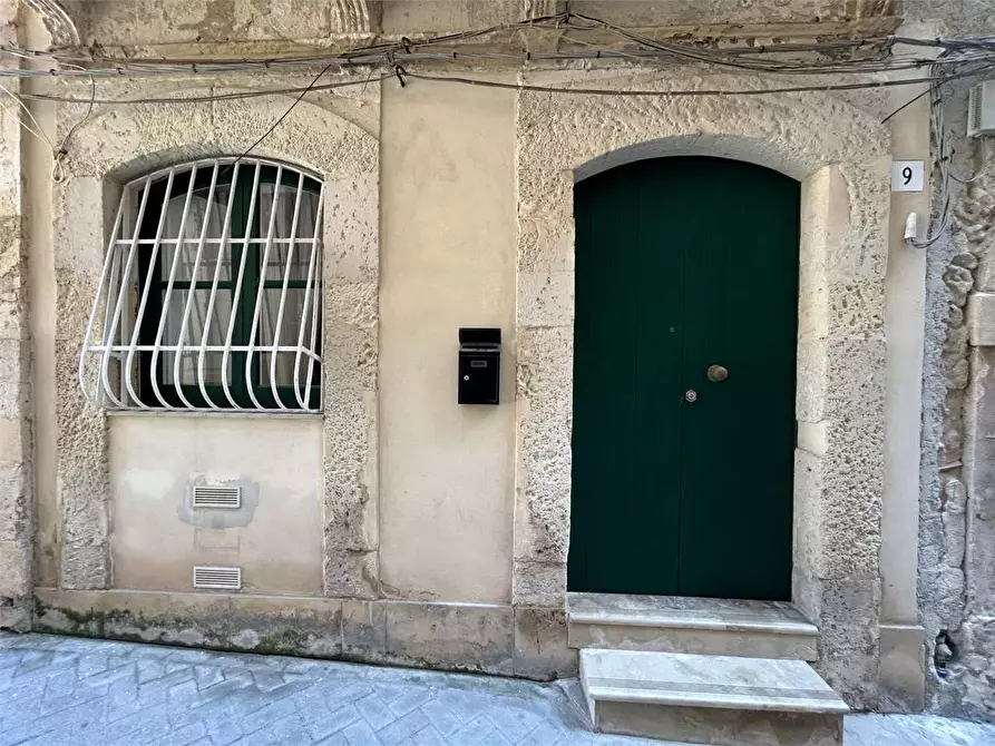Immagine 1 di Appartamento in vendita  a Siracusa