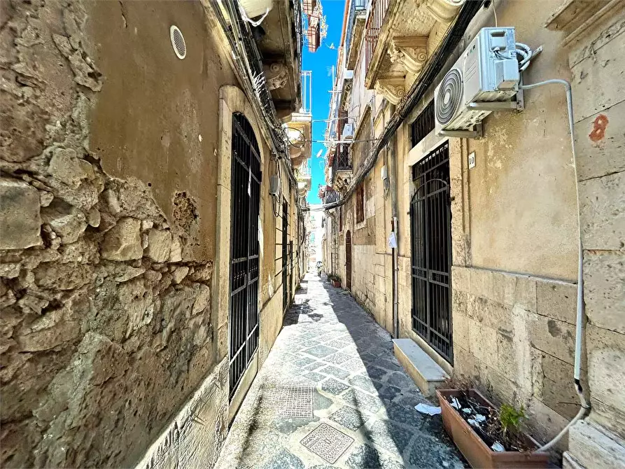 Immagine 8 di Appartamento in vendita  a Siracusa