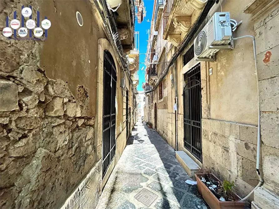 Immagine 8 di Appartamento in vendita  a Siracusa