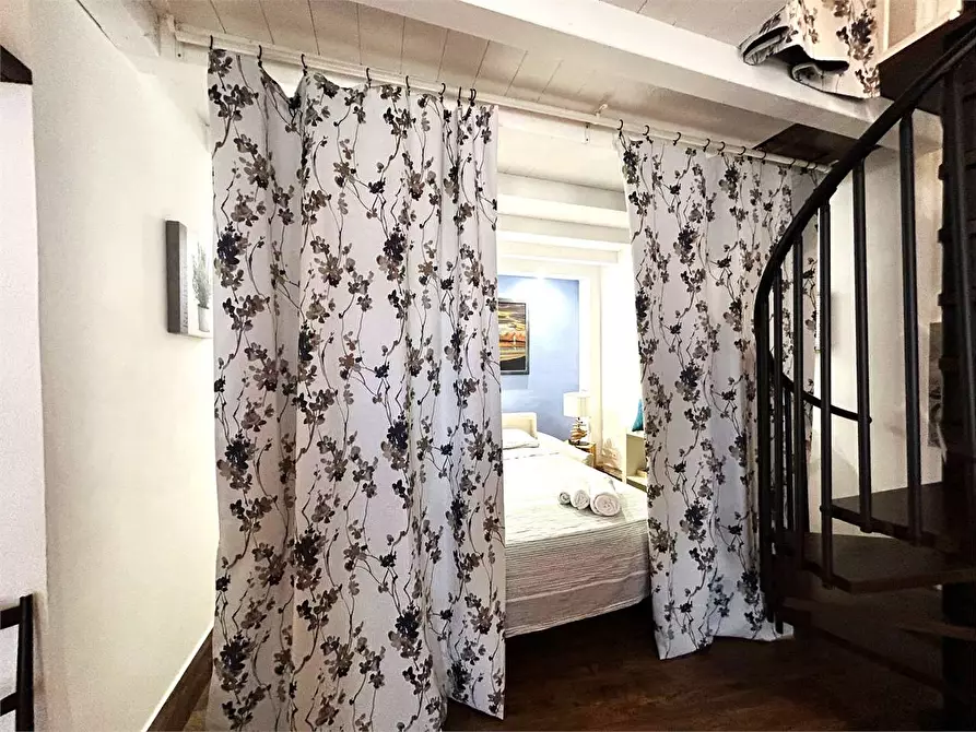 Immagine 4 di Appartamento in vendita  a Siracusa