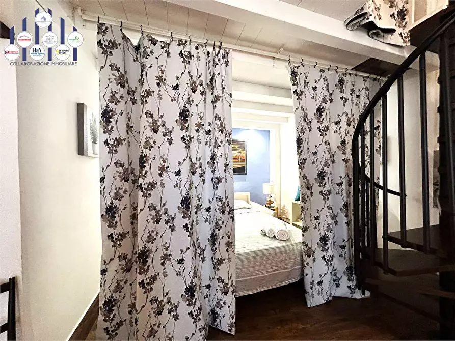 Immagine 4 di Appartamento in vendita  a Siracusa