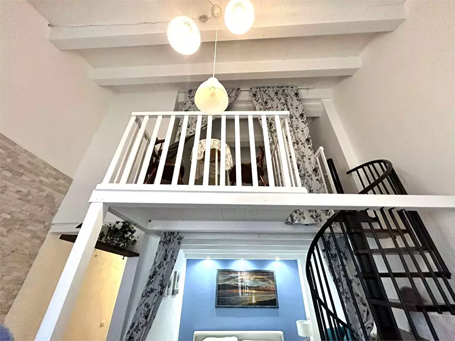 Immagine 5 di Appartamento in vendita  a Siracusa