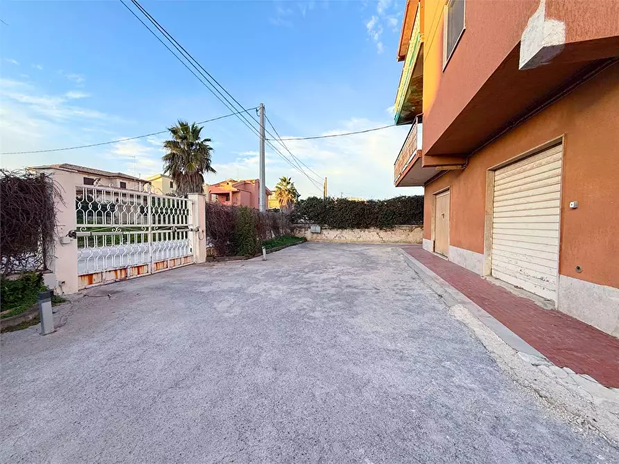 Immagine 5 di Appartamento in vendita  in Via monti iblei a Siracusa