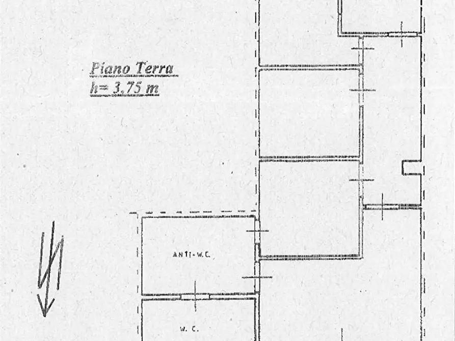 Immagine 16 di Negozio in vendita  in via dei servi di maria a Siracusa