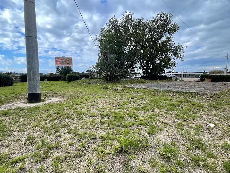 Immagine 5 di Capannone industriale in vendita  a Siracusa