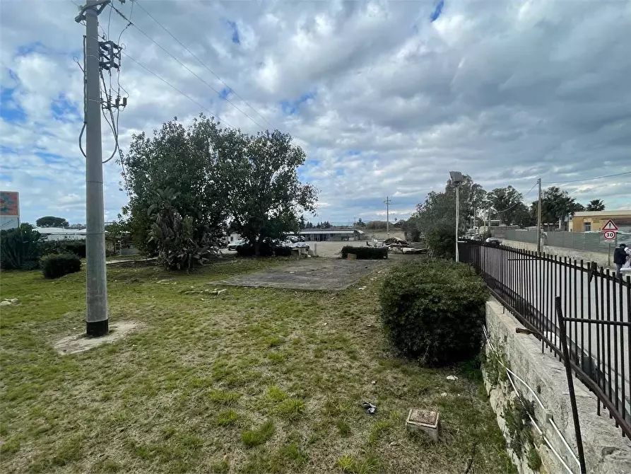 Immagine 6 di Capannone industriale in vendita  a Siracusa