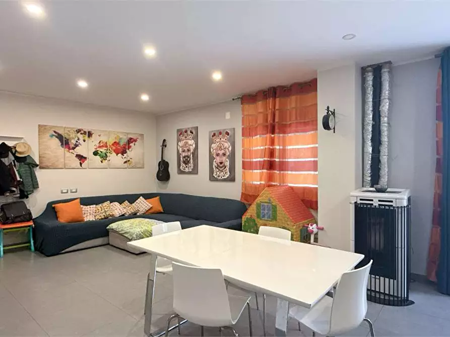 Immagine 4 di Villa in vendita  in via luigi volpicelli a Siracusa