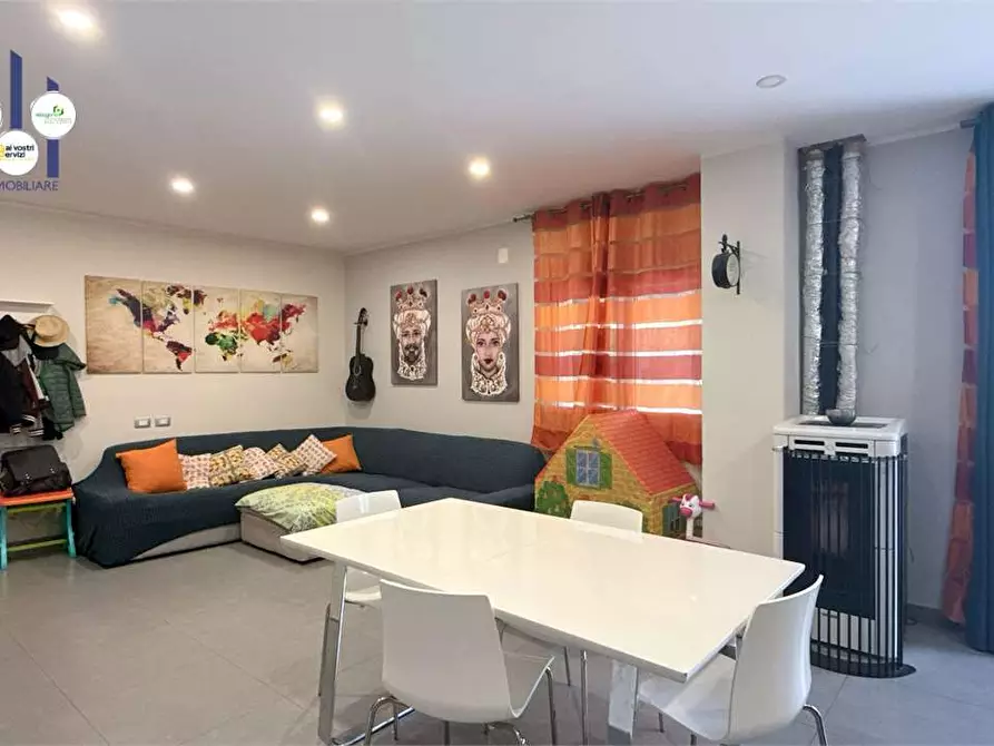 Immagine 4 di Villa in vendita  in via luigi volpicelli a Siracusa