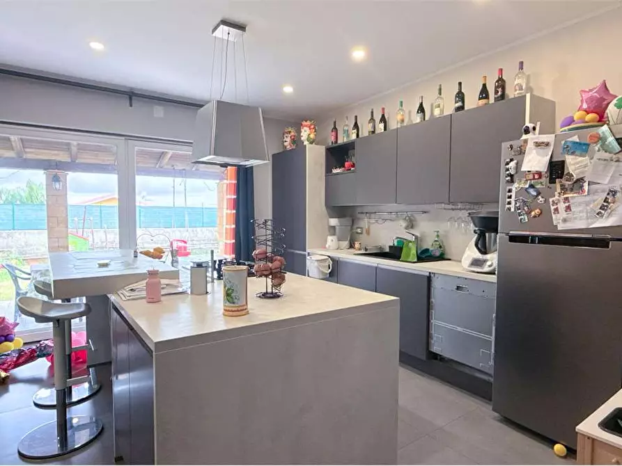 Immagine 5 di Villa in vendita  in via luigi volpicelli a Siracusa