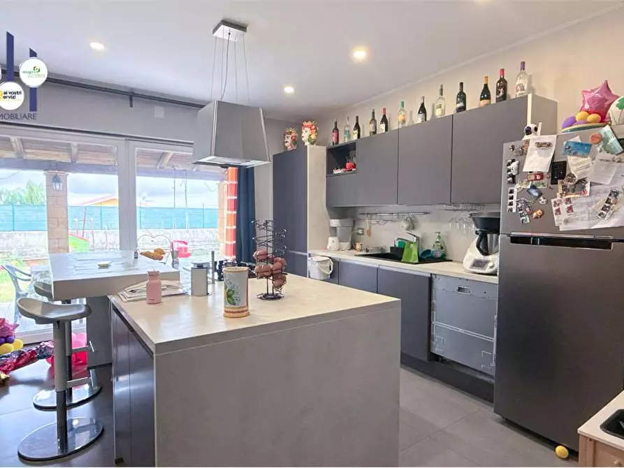 Immagine 5 di Villa in vendita  in via luigi volpicelli a Siracusa