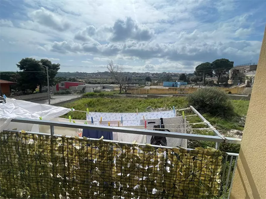 Immagine 15 di Appartamento in vendita  a Melilli