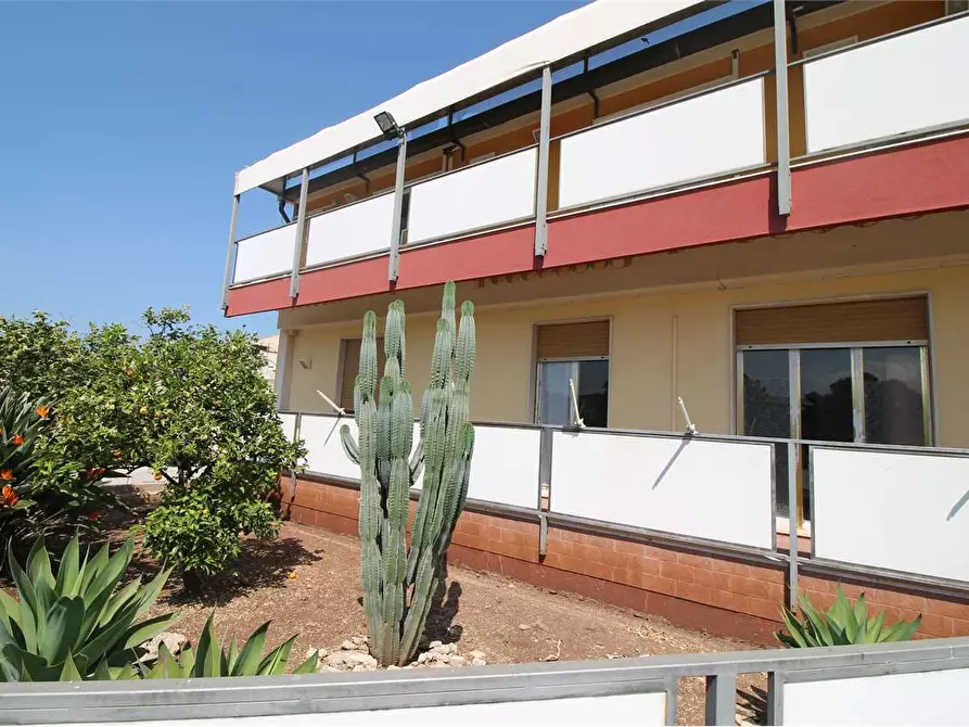 Immagine 3 di Villa in vendita  in Viale epipoli a Siracusa